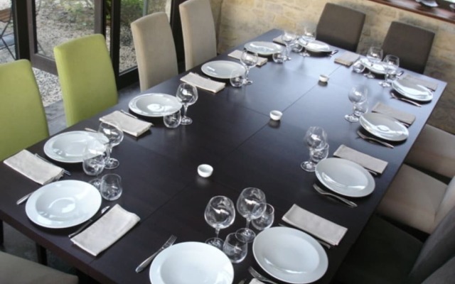 Hotel La Bastie D'Urfe