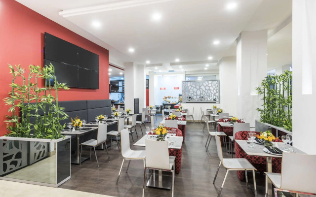 Hotel Black Tower Premium