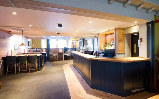 Premier Inn Manchester Airport Heald Green