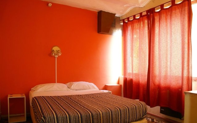 La Casona de Don Jaime 2 and Suites - Hostel