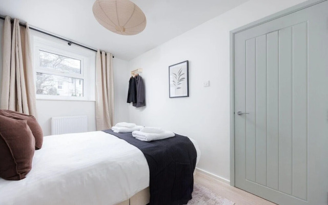 Luxury Ground Floor 2 bed Apartment