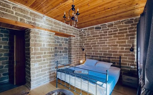 Two Rooms Plus Residence