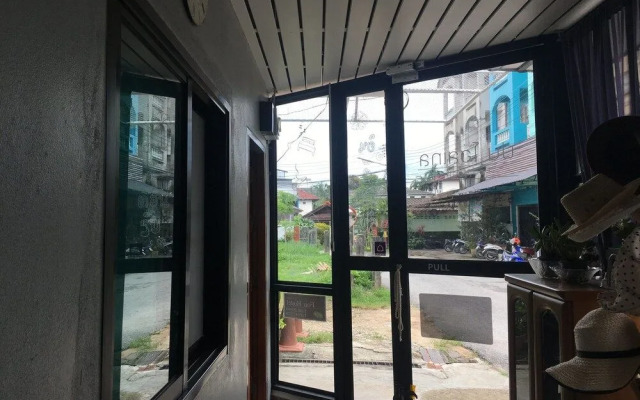 Fon Hostel
