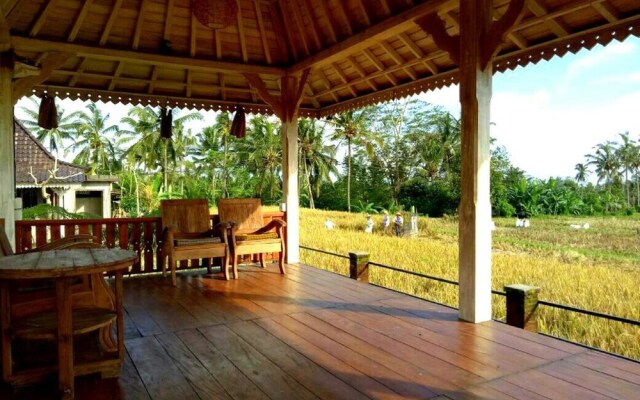 Uma Chaming Villas & Gym by EPS