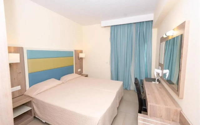 Tofinis Hotel