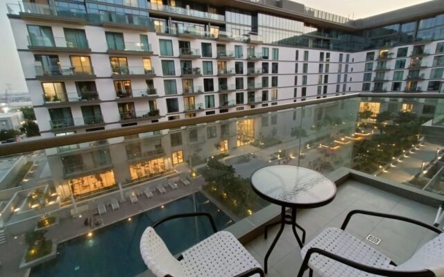 SuperHost - Spacious Apartment With Balcony In Sobha Hartland