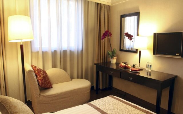 Redwall Hotel