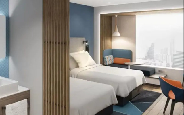 Holiday Inn Express Shanghai Changyang Road by IHG