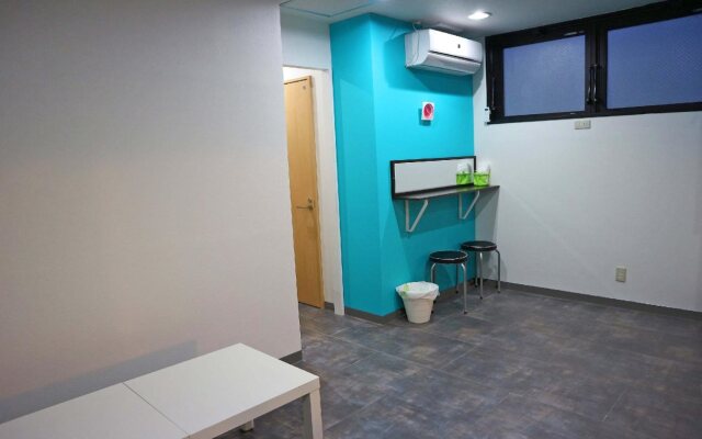 Stay Miya - Hostel