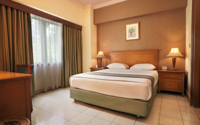 Asuka Hotel MM2100 Industrial Town