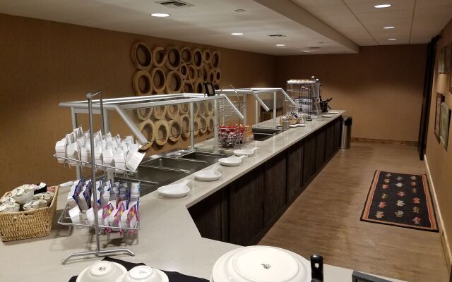 Holiday Inn Asheville East-Blue Ridge PKWY by IHG