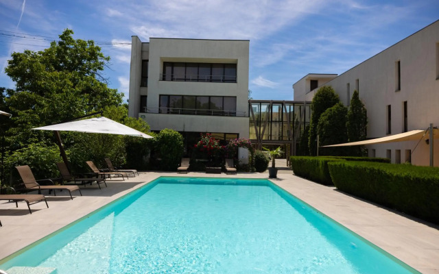 Perla Hotel