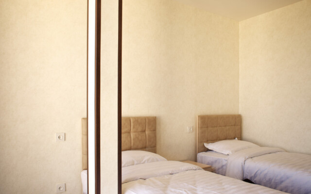 Friday Hotel