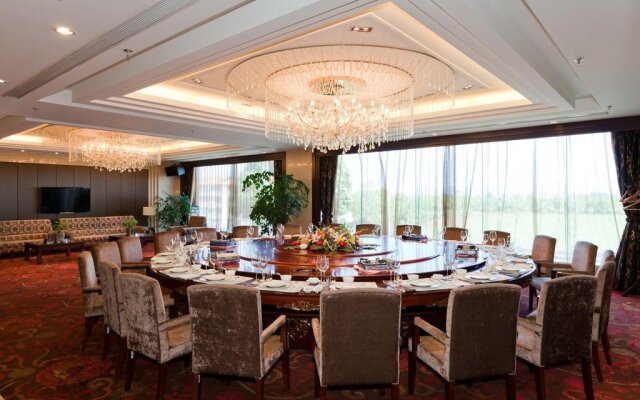 Cohere Hotel