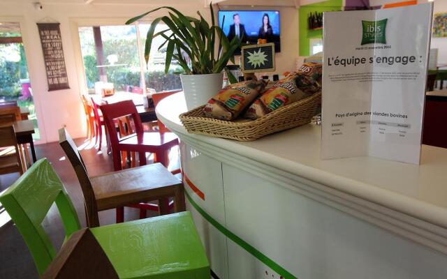 Hotel ibis Styles Aix en Provence Mas des Oliviers