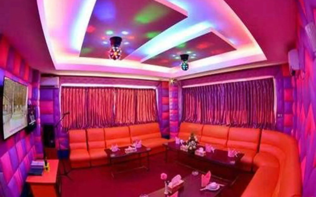 Golden Butterfly Hotel