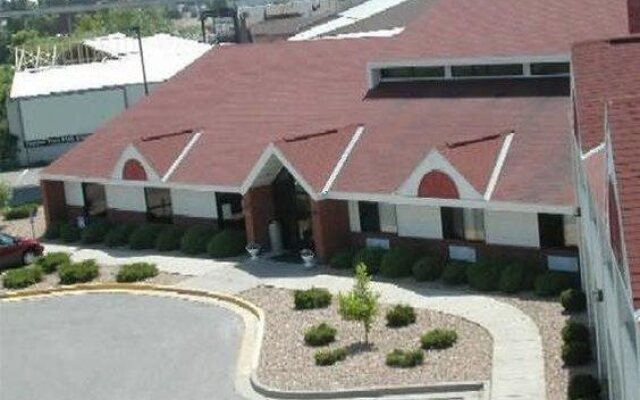 AmericInn by Wyndham Winona