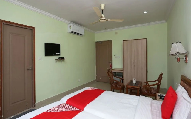 Hotel Kharavela by OYO Rooms