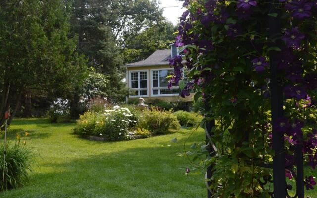 Chalets Aux Crocollines