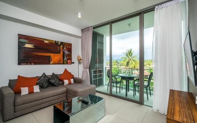 Oceanstone Resort by Lofty
