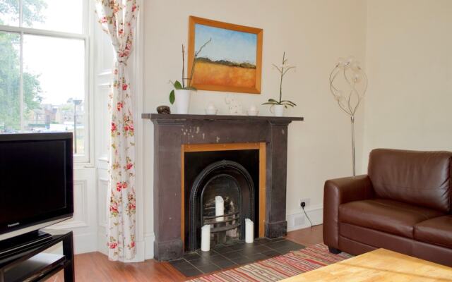 Spacious Flat in Central Stockbridge