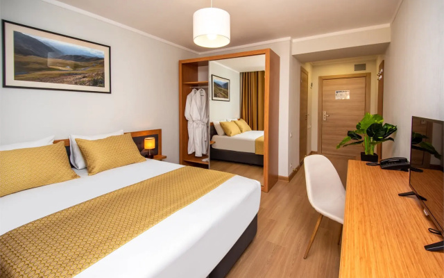 Orbi Palace Hotel Official