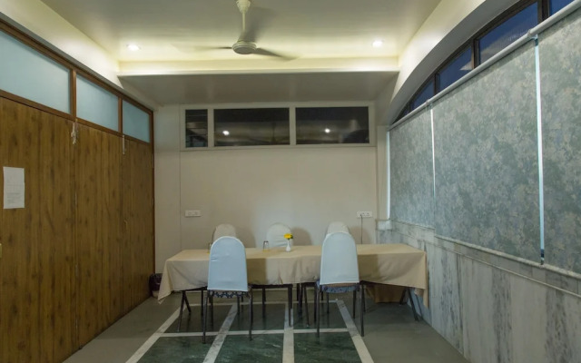 JK Rooms 137 Majestic Annexe