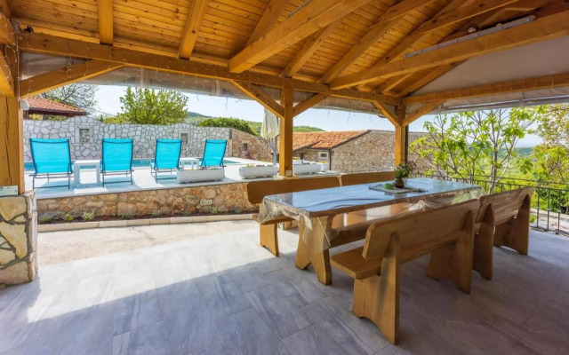Villa Green Point