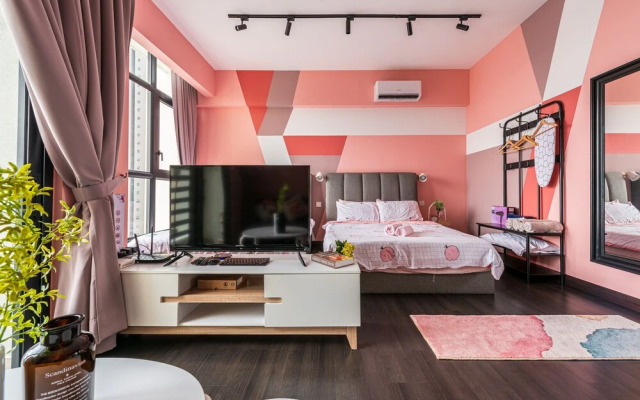 Designer Cozy Studio House