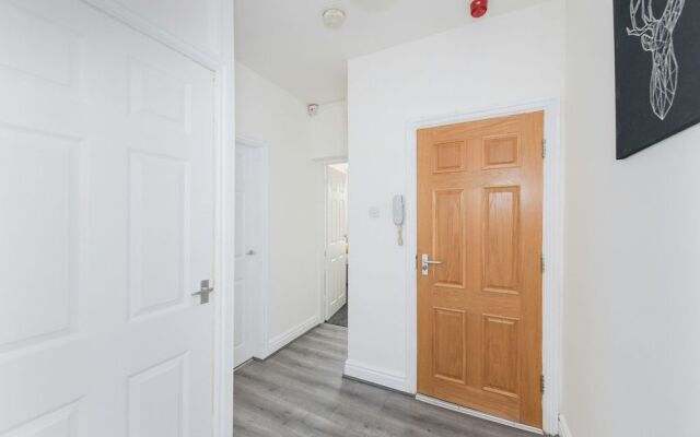 Lambley Court Apartments