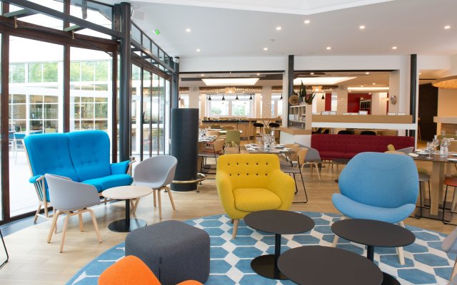 DoubleTree by Hilton Paris Bougival