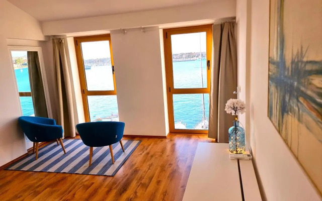 Umag apartment center seafront seaview old town 2
