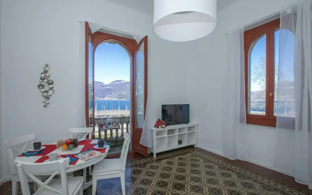 Residenza Gardenia Lake View Luino Center