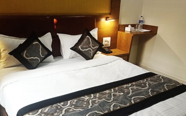 Deluxe Inn