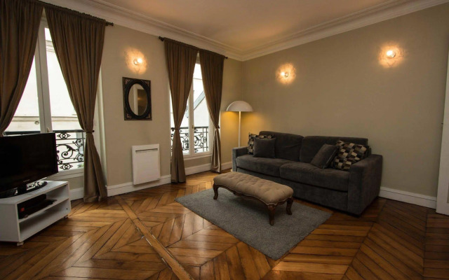 Montorgueil Apartment