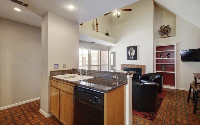 AustinStays 2 Bedroom Downtown Suite