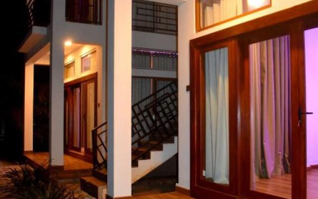 Sarras Guest House