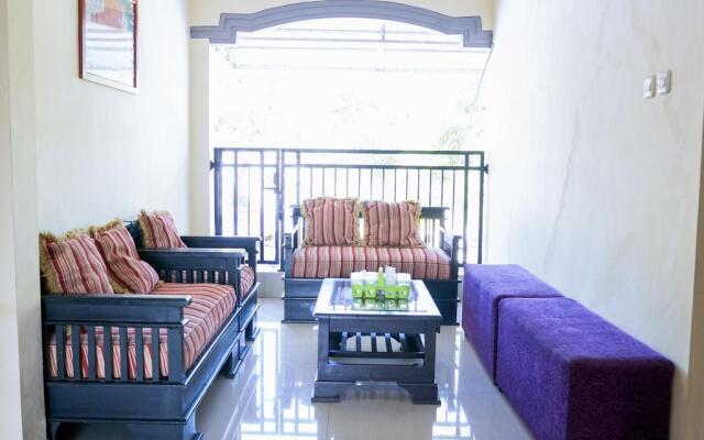 OYO 801 Hansa Homestay