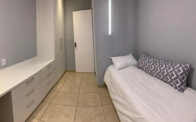 Apartamento ao lado da UFOP com garagem