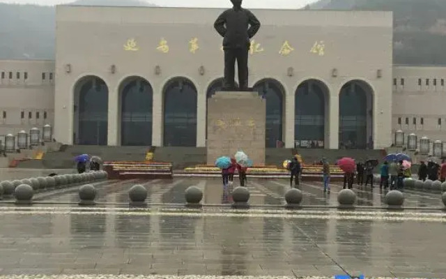 Pod Inn Yanxuan Hotel (Yan'an Railway Station)