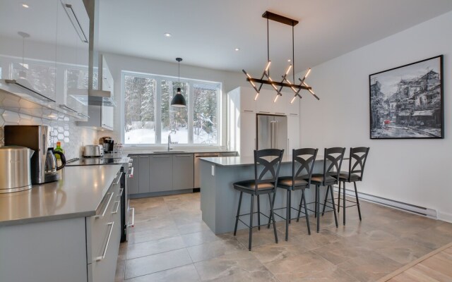 Le Rocher Mountain Rendez-vous Mont-Trem