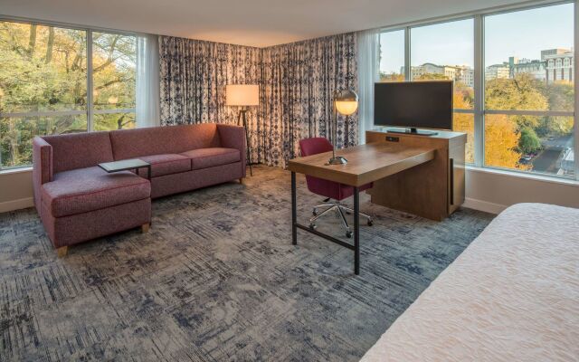 Hampton Inn & Suites Portland-Pearl District