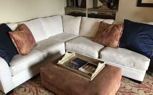 La Villa Vista Bed & Breakfast
