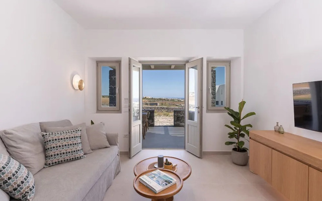 Platies Luxury Apartments Santorini