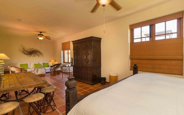 Casa De La Alegria 3BR by Casago