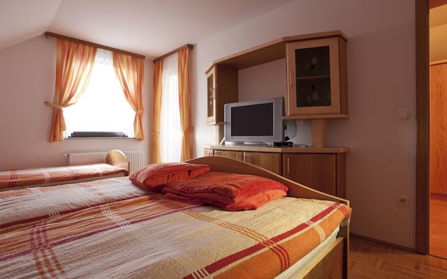 Tourist Farm Skrbina