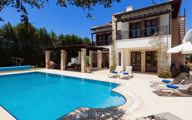 Aphrodite Hills Holiday Residences | Superior Villas