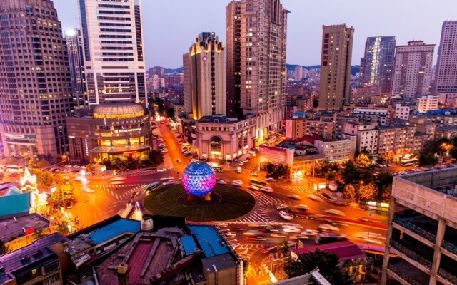Dalian Xinglaier Apartment