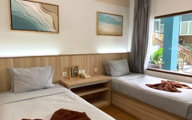 Holiday Beach Inn