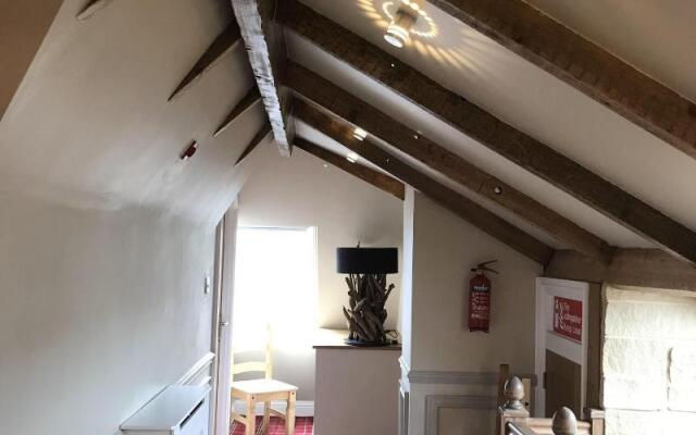 Farnley Tower Guesthouse